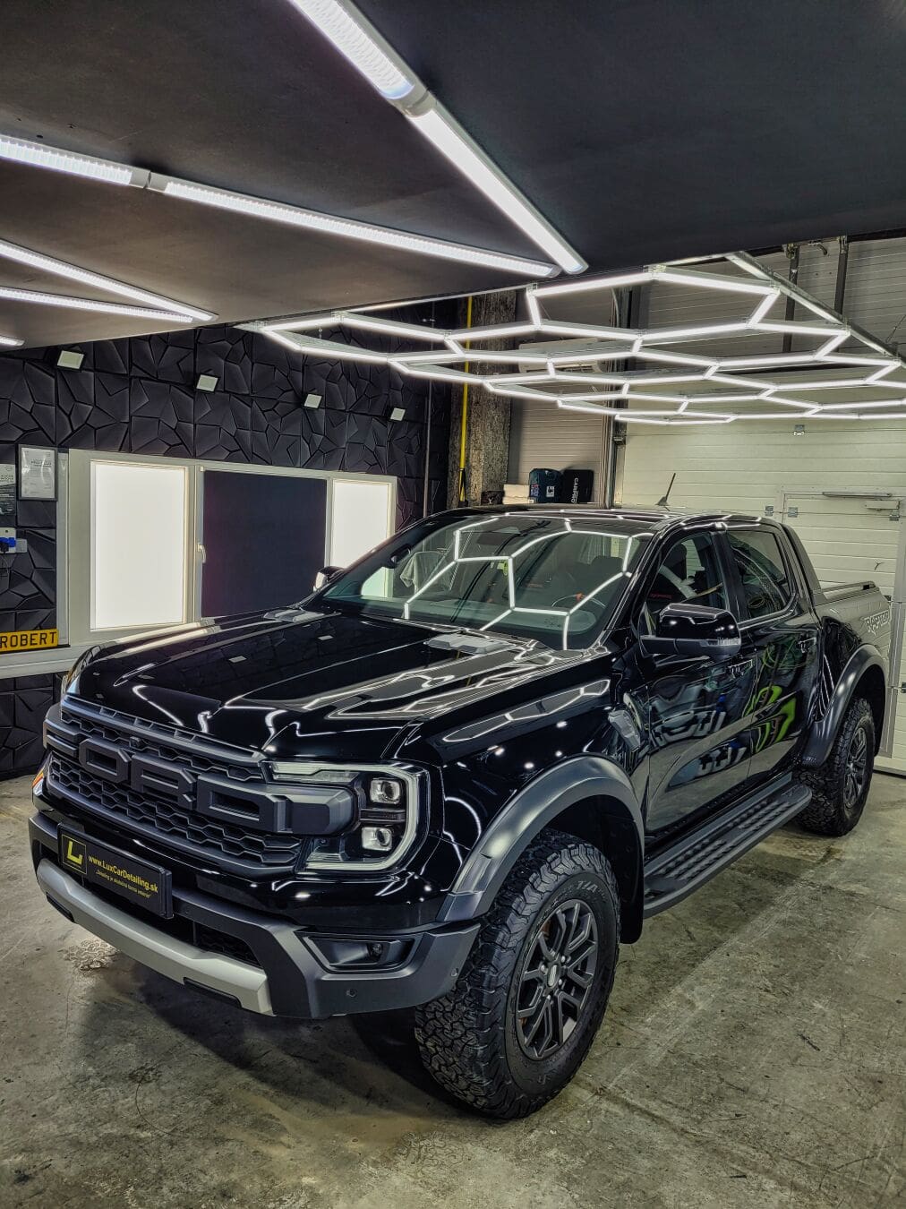 Ford Raptor exteriér