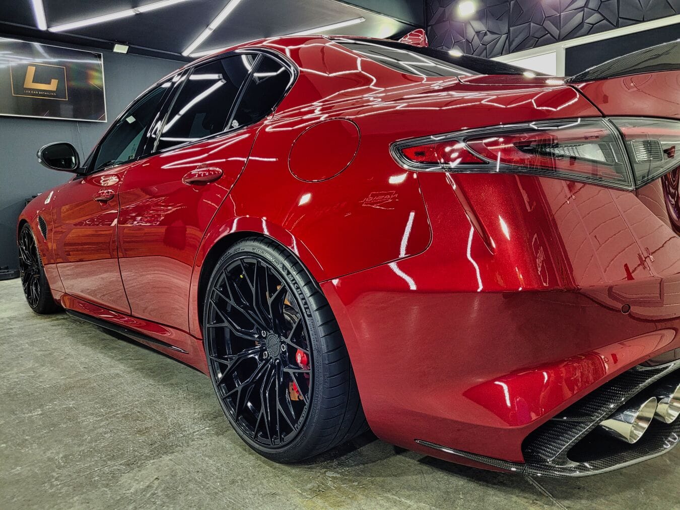 Alfa Romeo Giulia Quadrifoglio detail laku