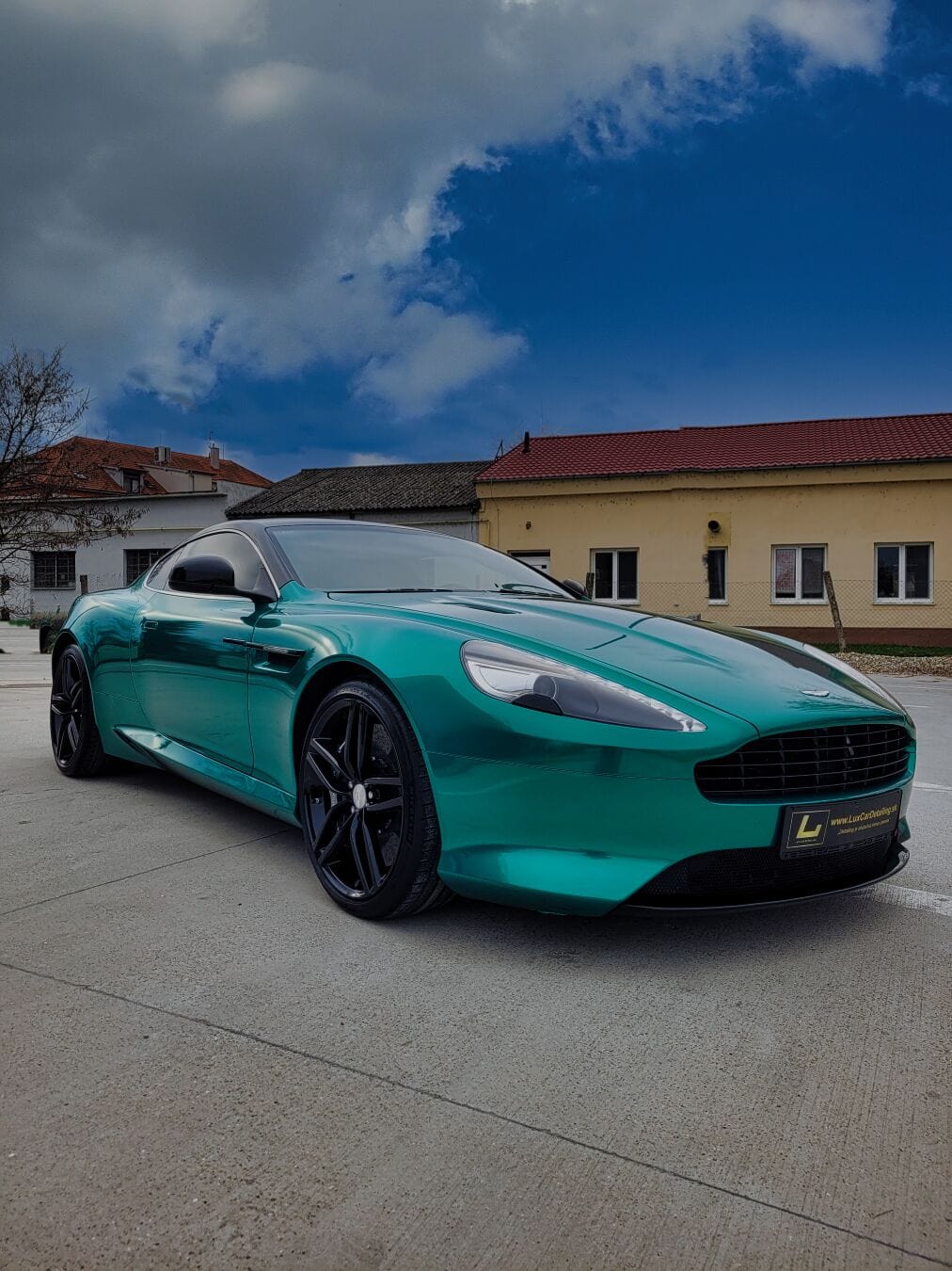 Odovzdanie Aston Martin Virage 6.0 V12 Komárno