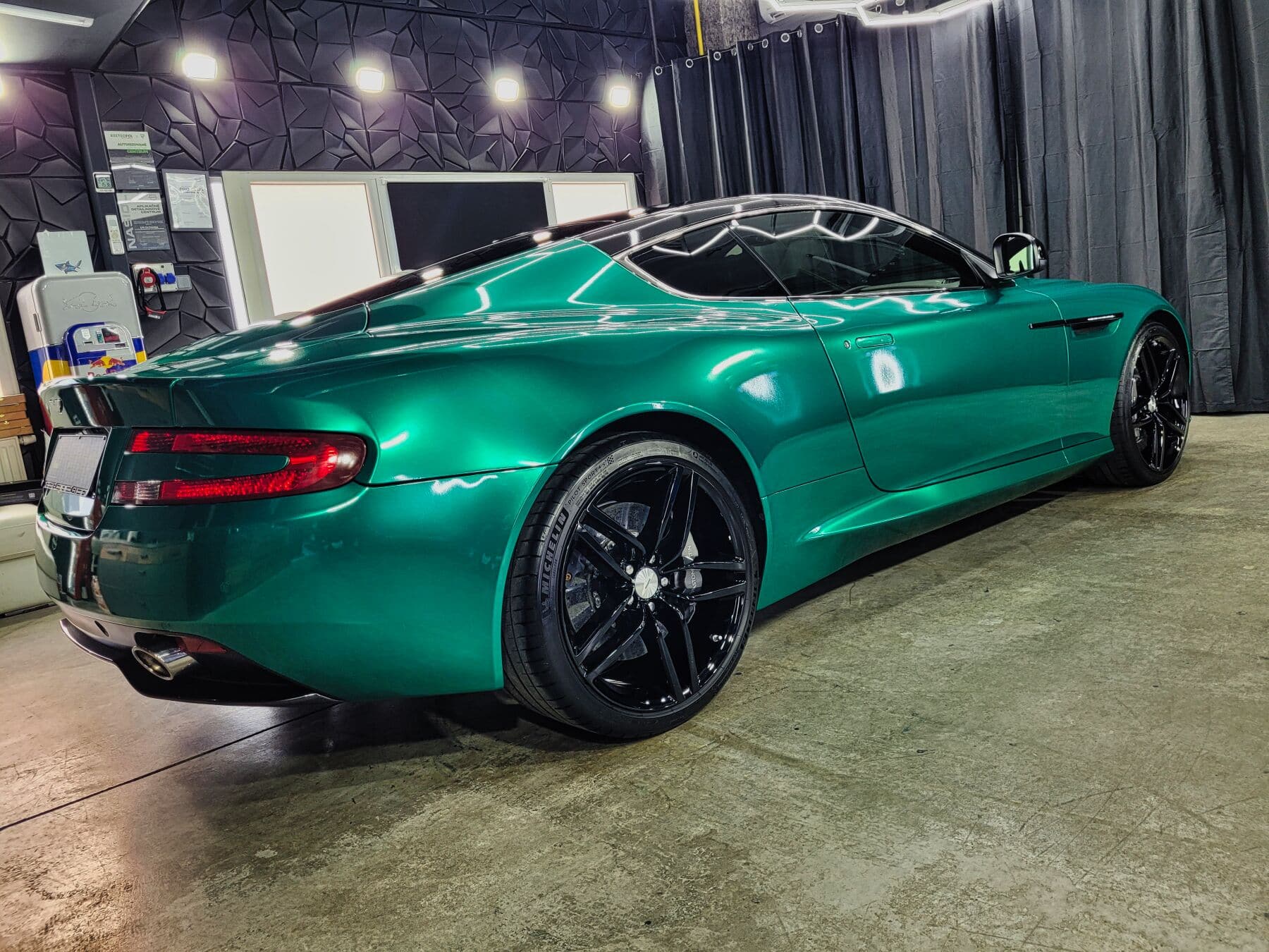 Keramická ochrana Aston Martin Virage Komárno
