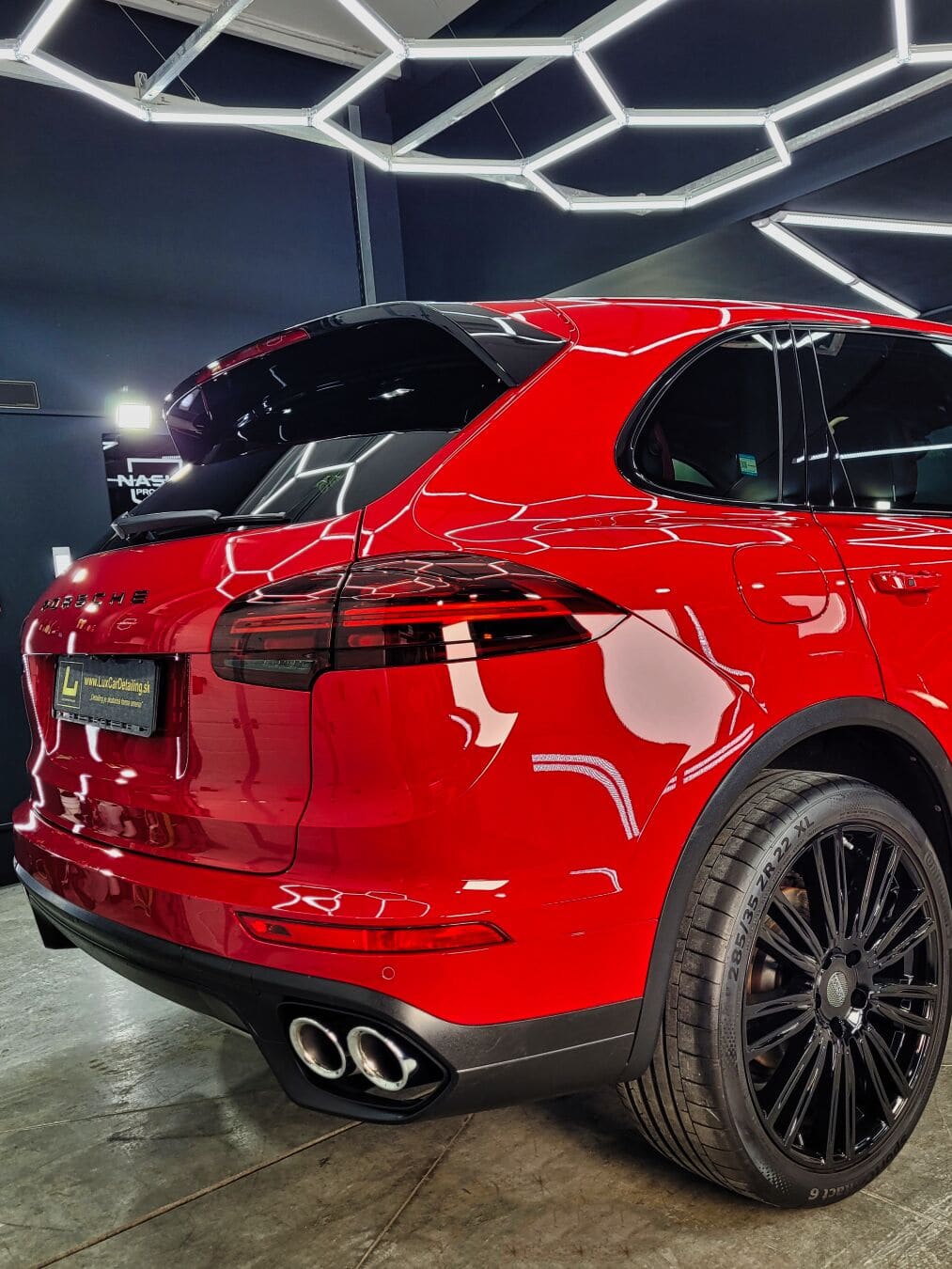 Porsche Cayenne S detail